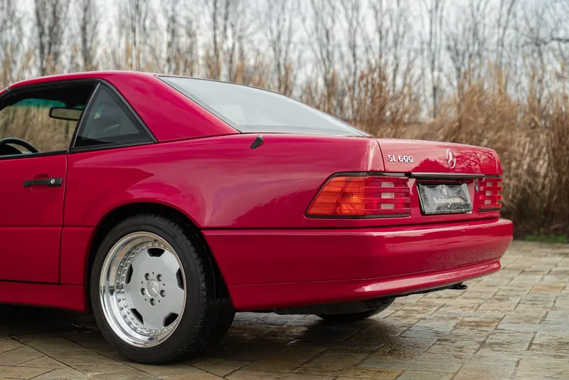 Mercedes-Benz SL 600 V12 22