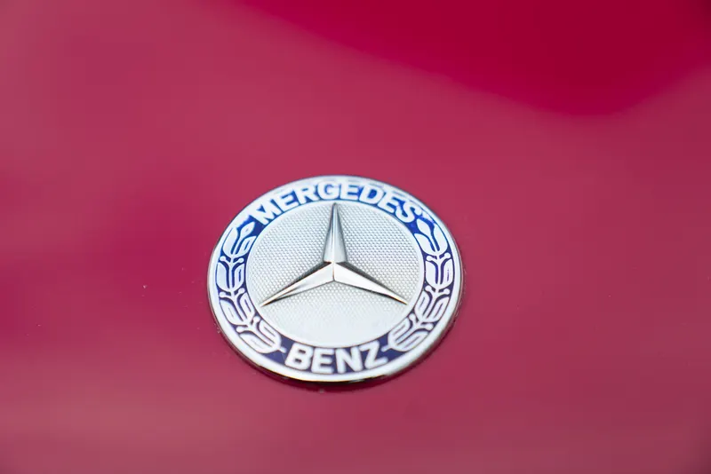 Mercedes-Benz SL 600 V12 11