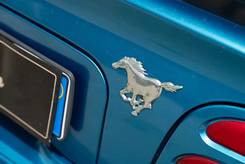 Ford MUSTANG CABRIOLET 16