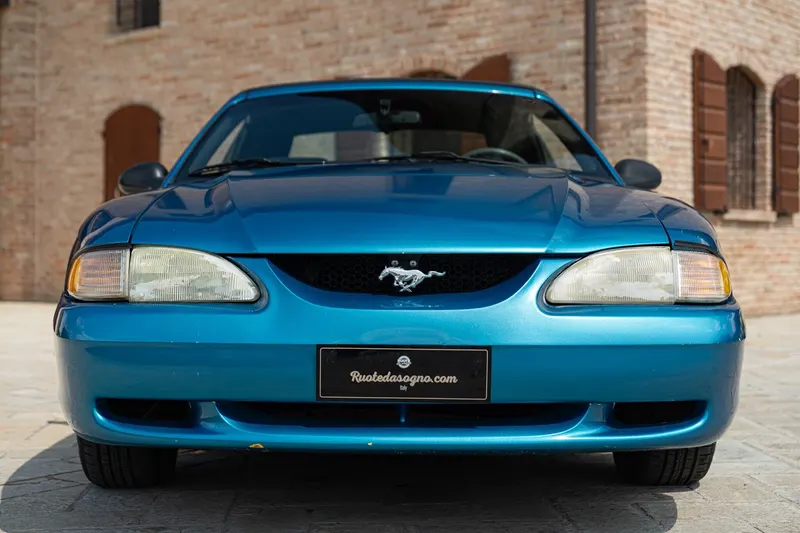 Ford MUSTANG CABRIOLET 12