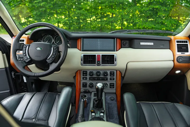 RANGE ROVER VOGUE AUTOBIOGRAPHY 42
