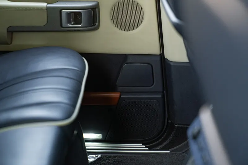 RANGE ROVER VOGUE AUTOBIOGRAPHY 33