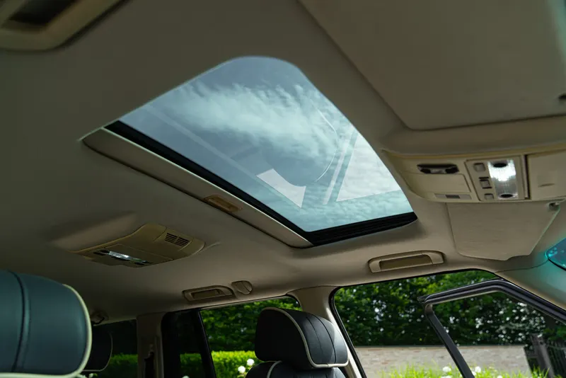 RANGE ROVER VOGUE AUTOBIOGRAPHY 34