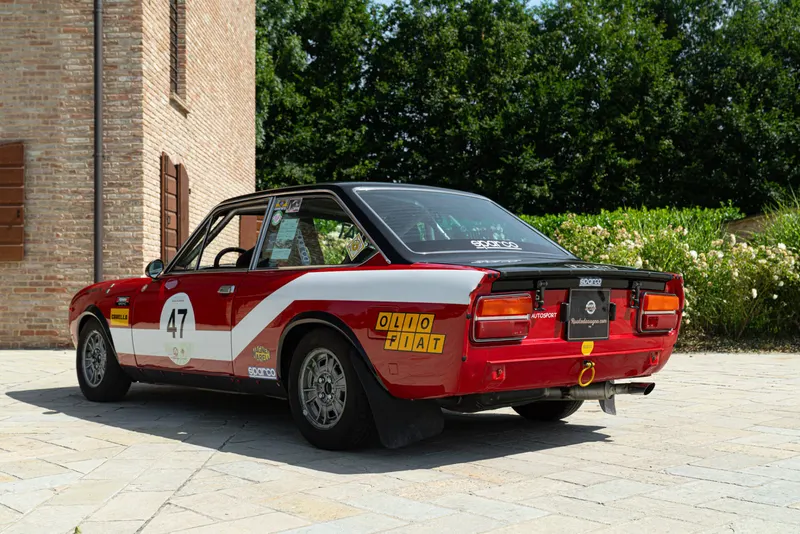 Fiat 124 SPORT COUPE’ GR.1 6