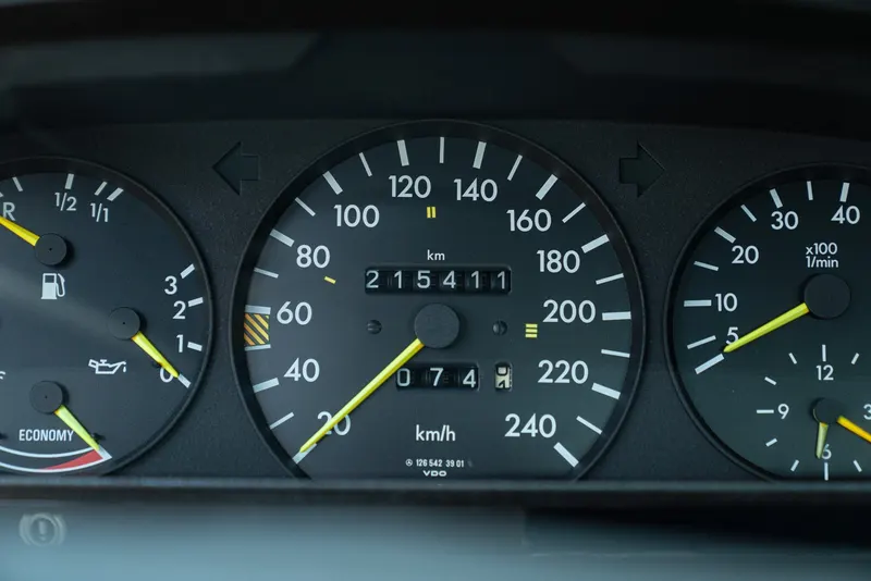 Mercedes-Benz 380 SEC 47