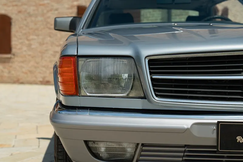 Mercedes-Benz 380 SEC 12