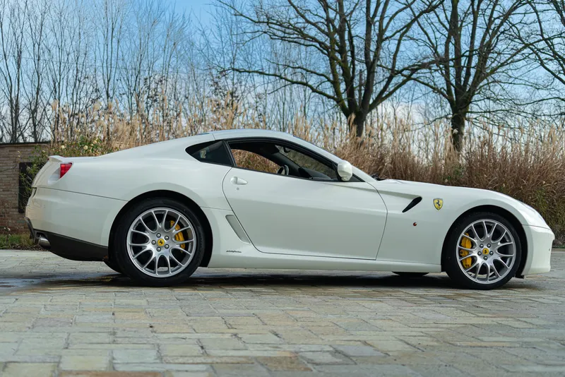 Ferrari 599 GTB Fiorano 4