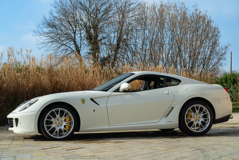 Ferrari 599 GTB Fiorano 8