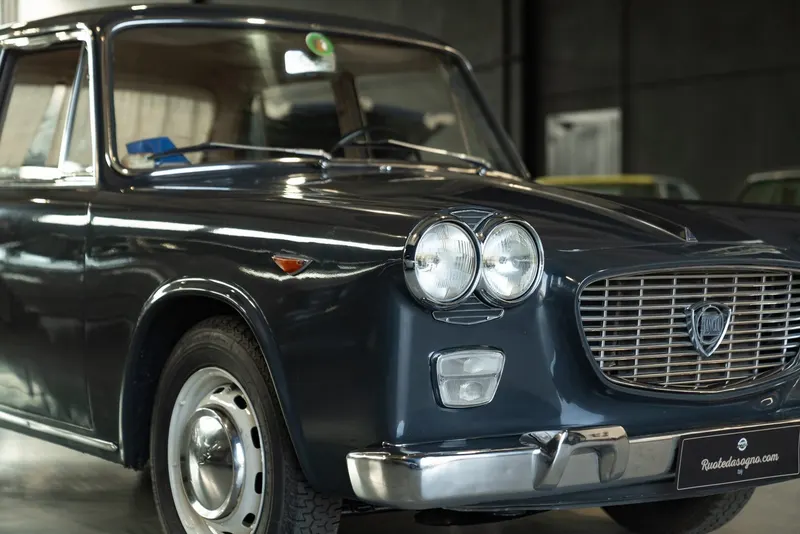 Lancia FLAVIA 1500 BERLINA 11