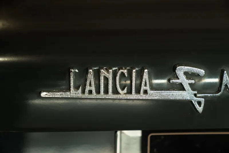 Lancia FLAVIA 1500 BERLINA 24