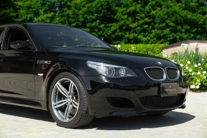 BMW M5 15