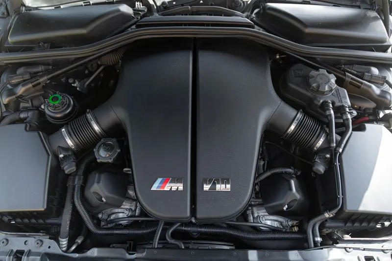 BMW M5 60
