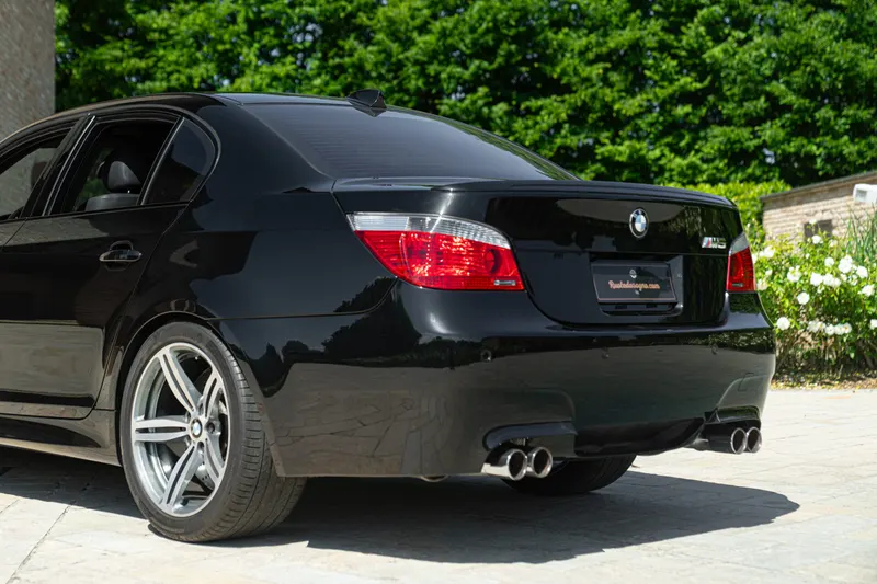 BMW M5 16