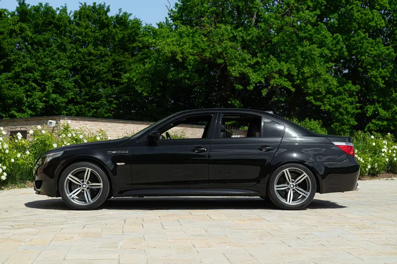 BMW M5 4