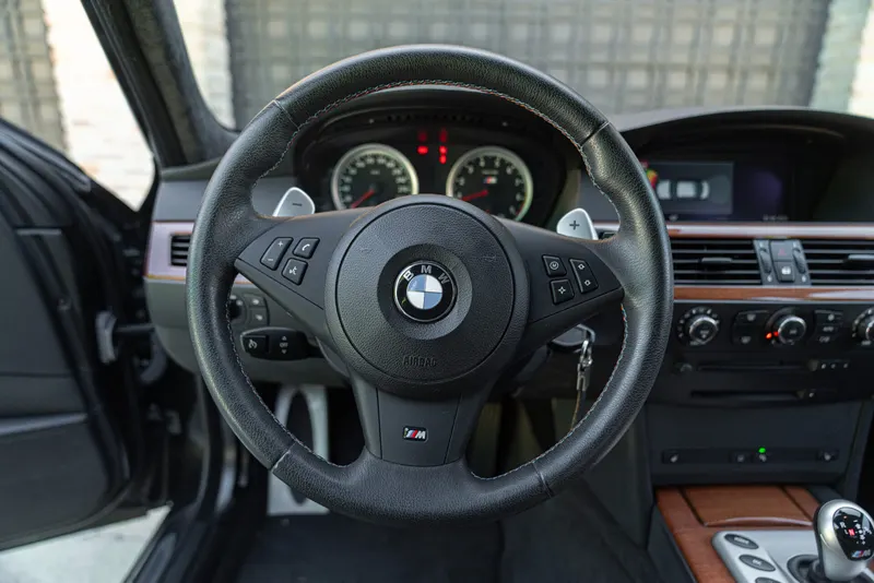 BMW M5 55