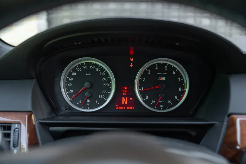 BMW M5 57