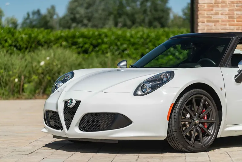 Alfa Romeo 4C SPIDER 15