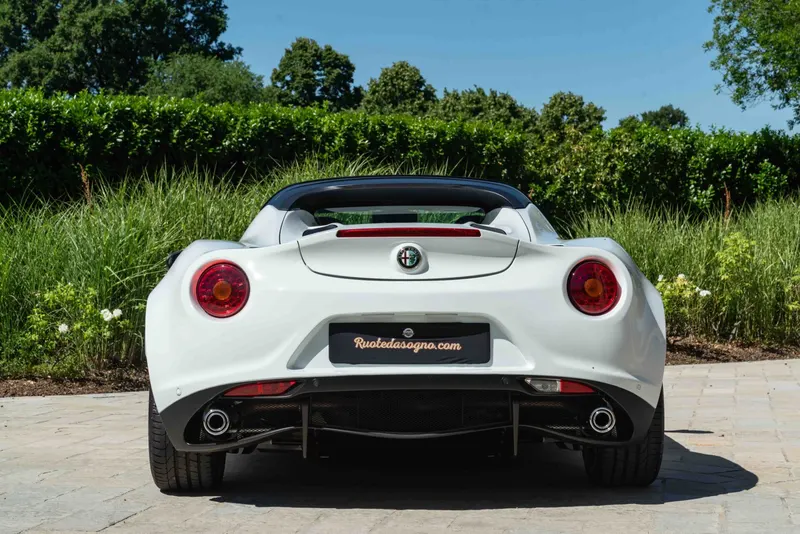 Alfa Romeo 4C SPIDER 14