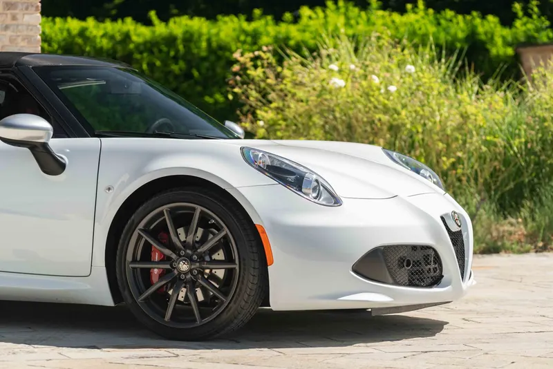Alfa Romeo 4C SPIDER 28