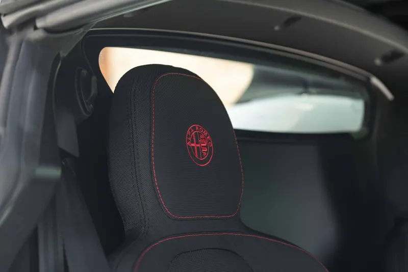 Alfa Romeo 4C SPIDER 42