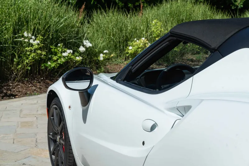 Alfa Romeo 4C SPIDER 49