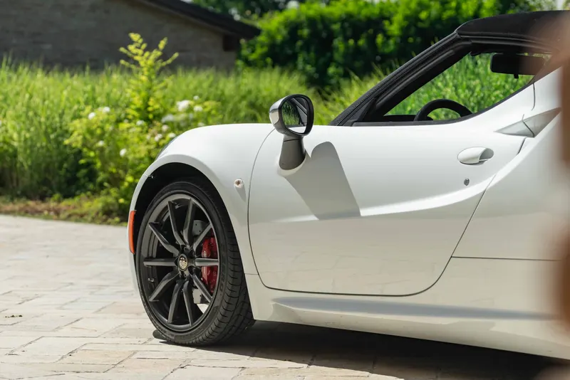 Alfa Romeo 4C SPIDER 19
