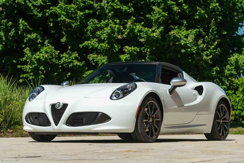 Alfa Romeo 4C SPIDER 12