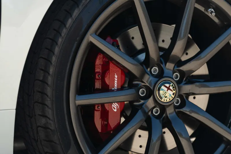Alfa Romeo 4C SPIDER 40