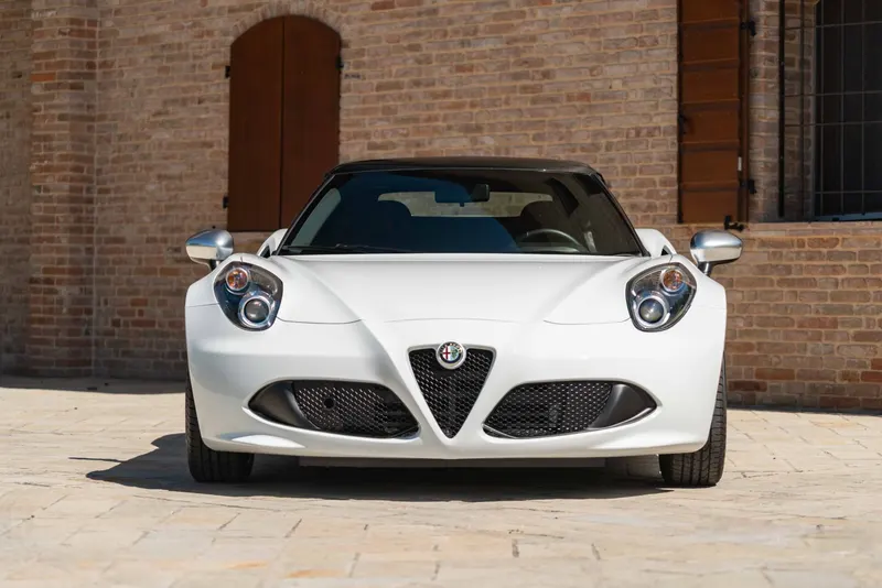 Alfa Romeo 4C SPIDER 3