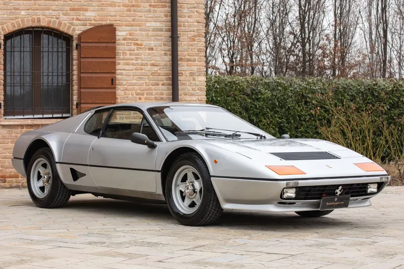 Ferrari 512 BBi 10