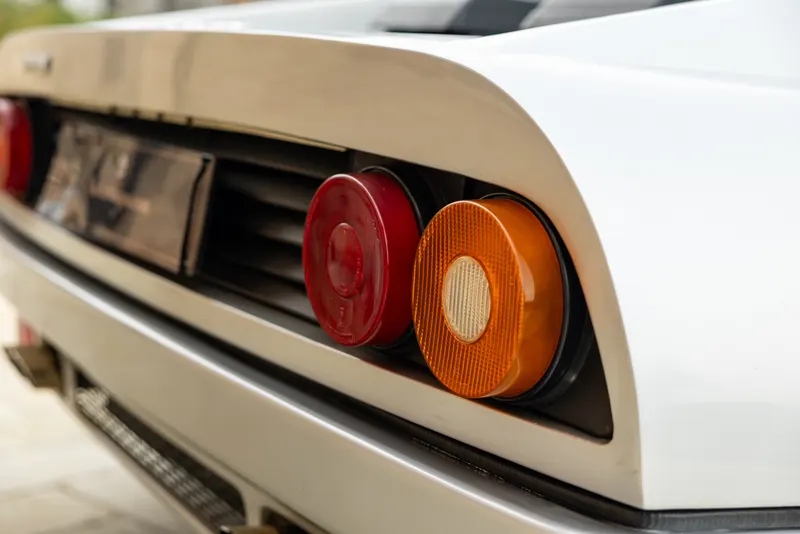 Ferrari 512 BBi 36