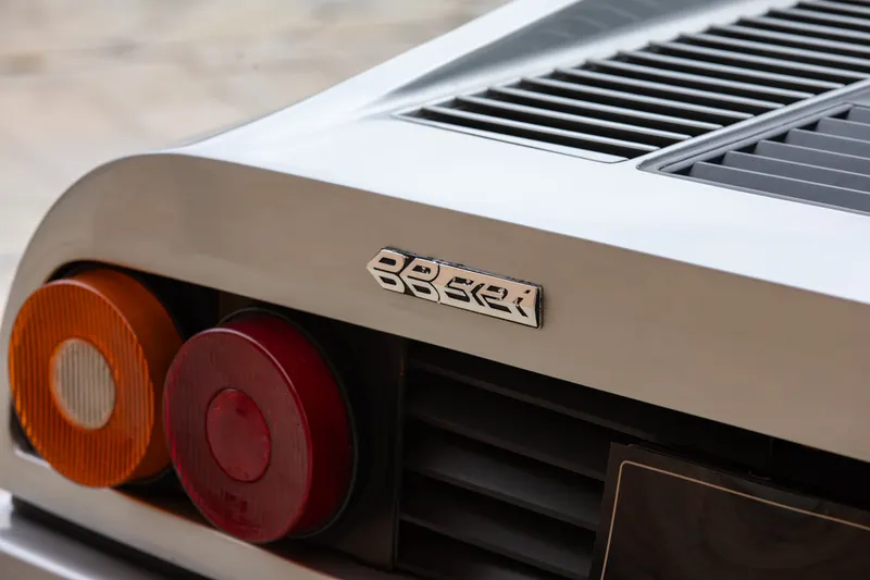 Ferrari 512 BBi 44