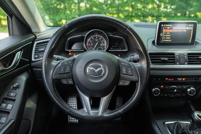 Mazda 3 SKYACTIV TECHNOLOGY 51