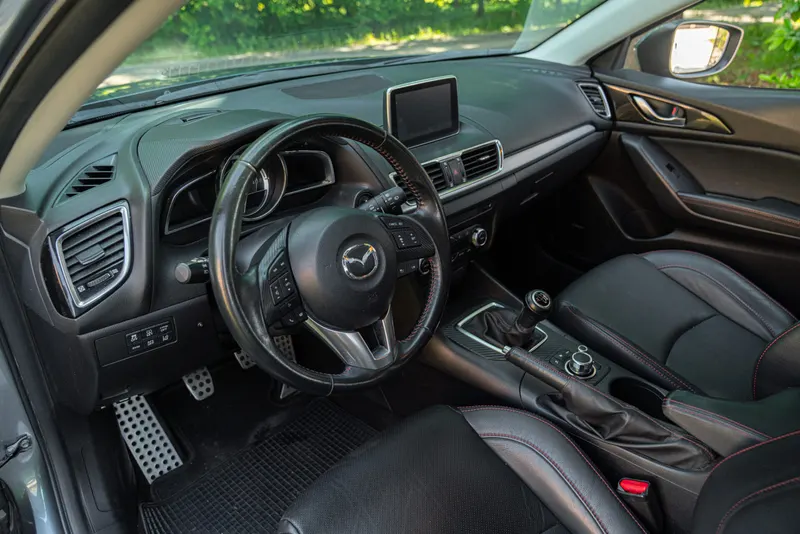 Mazda 3 SKYACTIV TECHNOLOGY 34
