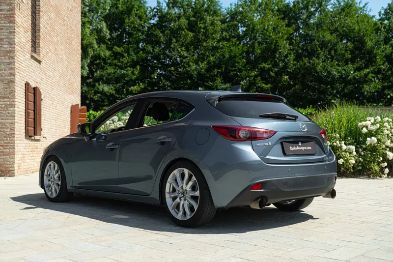 Mazda 3 SKYACTIV TECHNOLOGY 7