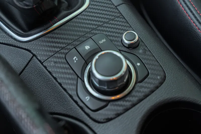 Mazda 3 SKYACTIV TECHNOLOGY 43