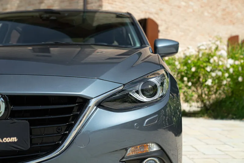 Mazda 3 SKYACTIV TECHNOLOGY 10