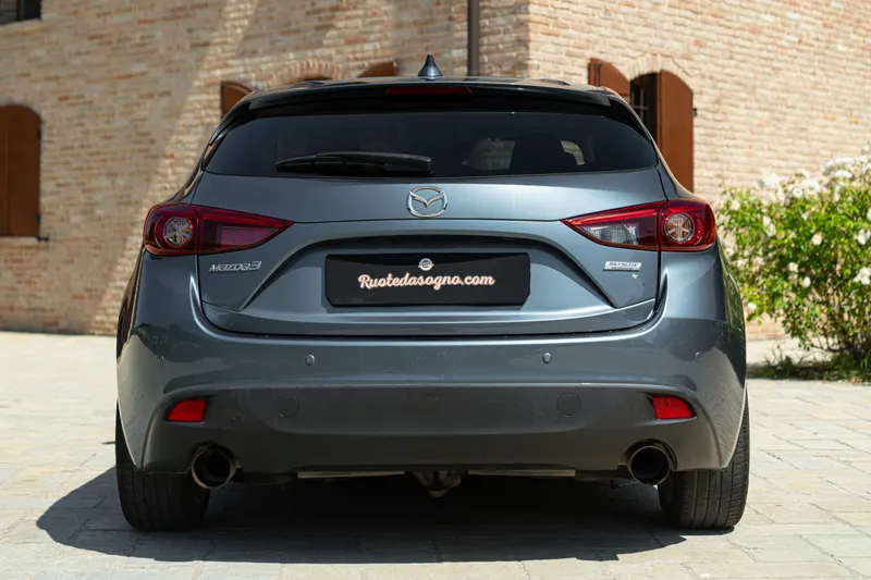 Mazda 3 SKYACTIV TECHNOLOGY 8
