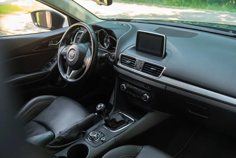 Mazda 3 SKYACTIV TECHNOLOGY 25