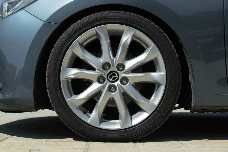 Mazda 3 SKYACTIV TECHNOLOGY 14