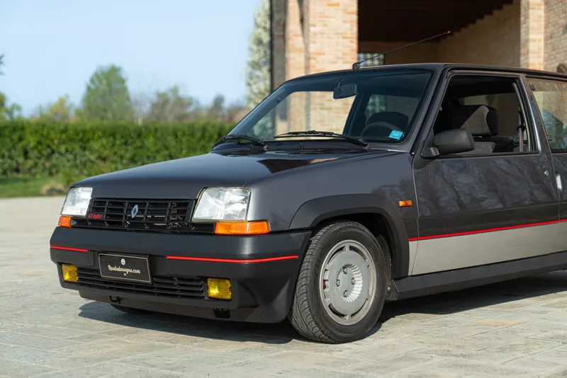 Renault 5 GT TURBO&nbsp;PHASE 1 18