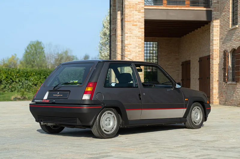 Renault 5 GT TURBO&nbsp;PHASE 1 6