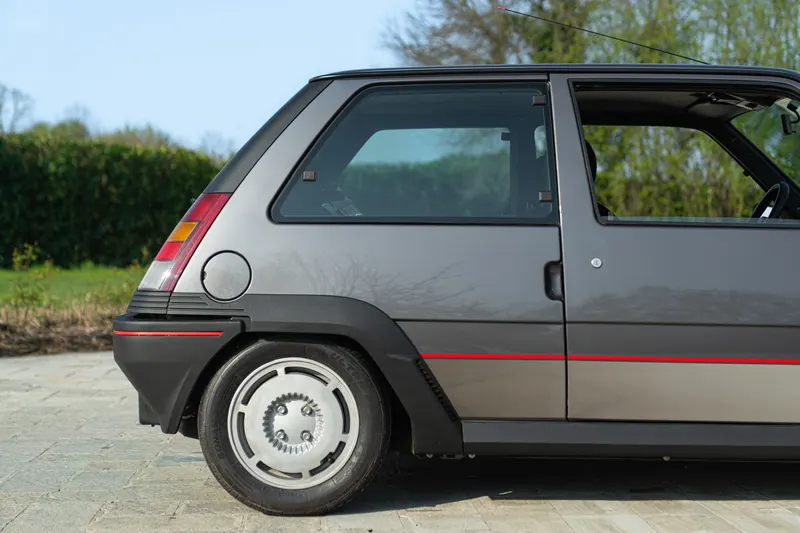 Renault 5 GT TURBO&nbsp;PHASE 1 15