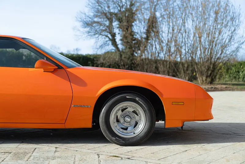 Chevrolet CAMARO III Z28 5.0 V8 22