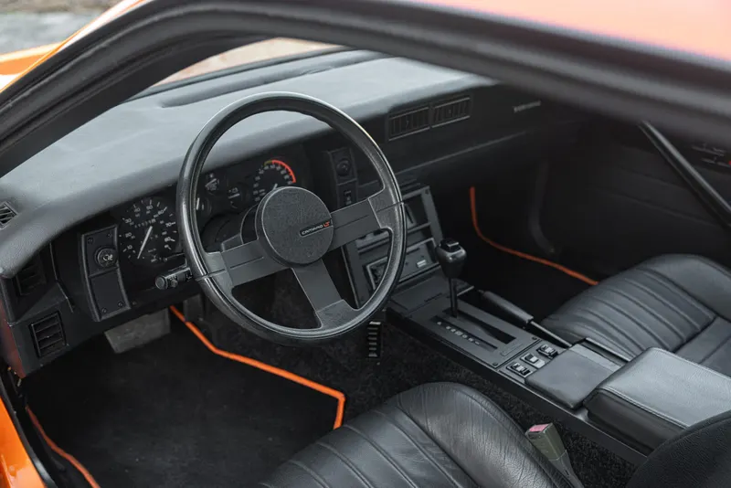 Chevrolet CAMARO III Z28 5.0 V8 33