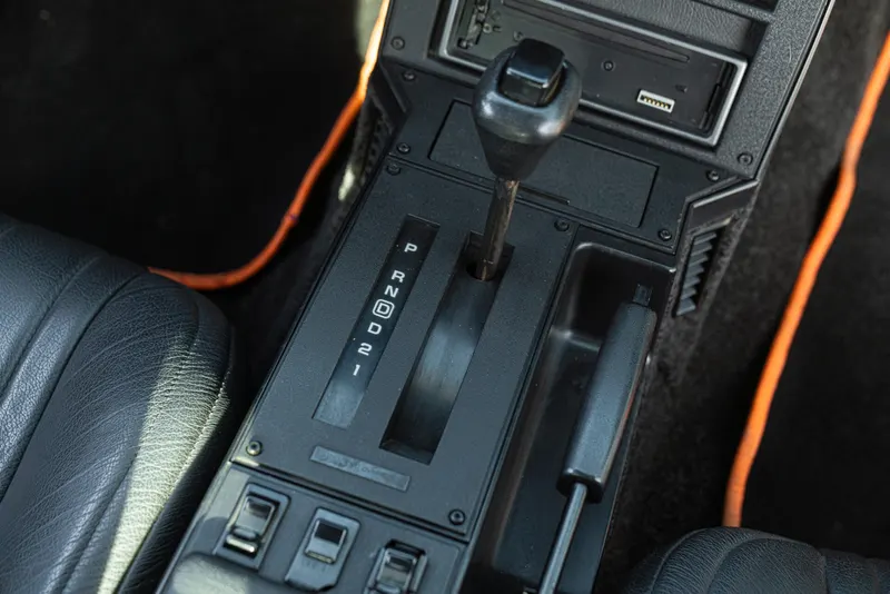 Chevrolet CAMARO III Z28 5.0 V8 42