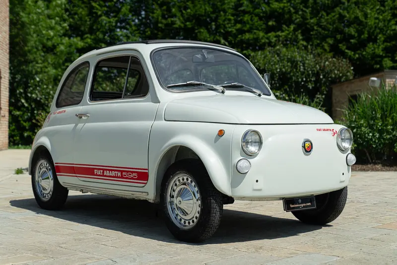 Fiat 500 L “REPLICA ABARTH 595” 2