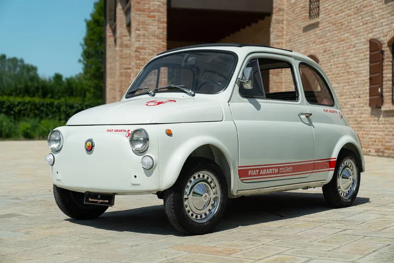 Fiat 500 L “REPLICA ABARTH 595” 57