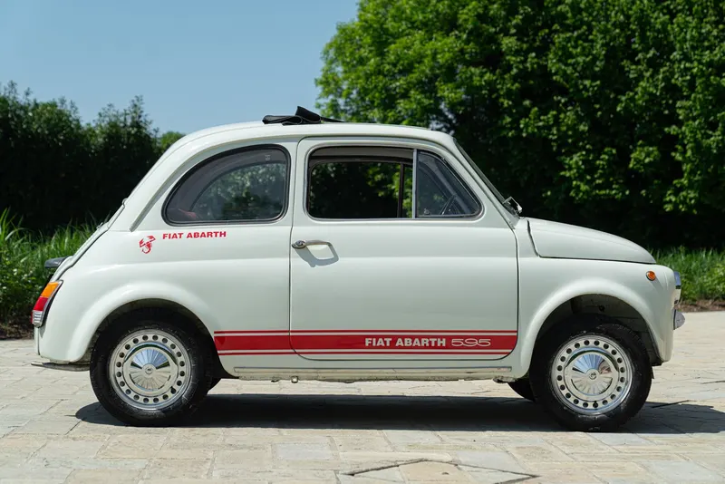 Fiat 500 L “REPLICA ABARTH 595” 5