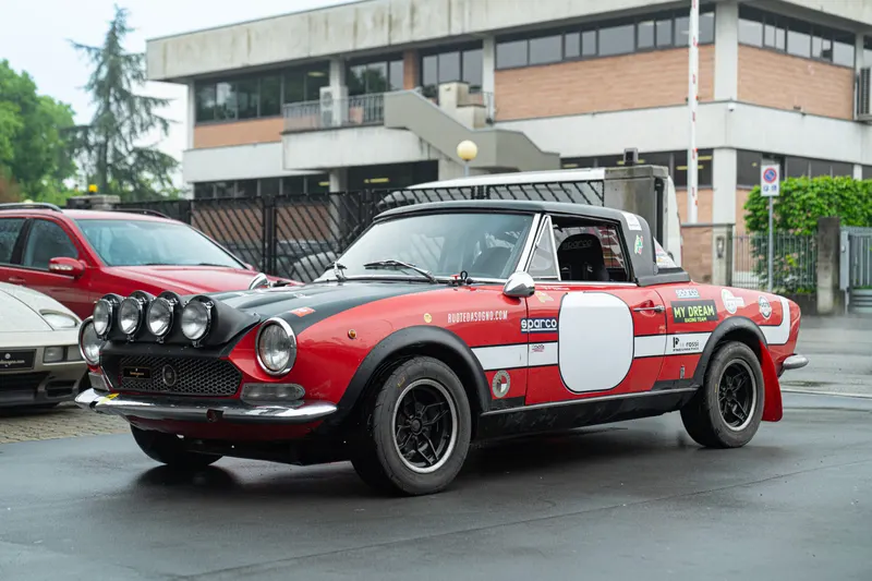 Fiat 124 SPORT SPIDER CS1 54